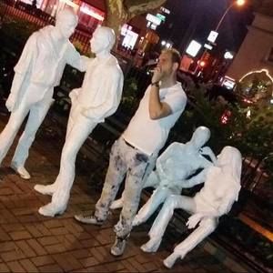 Meet your Posher, Arik